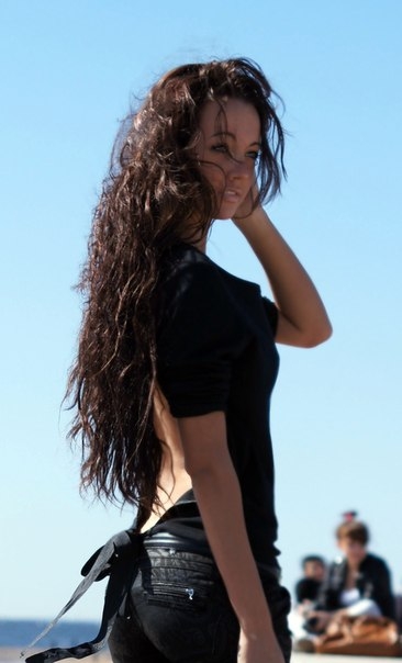 Я готова подарить тебе незабываемое время и удовлетворить все твои желания.
💋 Мои услуги включают классический секс, оральный секс, эротический массаж, стриптиз, ролевые игры и многое другое. Я гарантирую полное удовлетворение и полную конфиденциальность нашей встречи.
📷 Мои фото подтверждают абсолютную реальность и красоту, которую я предлагаю. Я жду тебя в своей уютной квартире в Москве или могу приехать к тебе в отель.
💕 Меня хвалят мои постоянные клиенты за мое умение прислушиваться к их желаниям и создавать атмосферу полного расслабления. Я создаю волшебство, которое будет ощущаться еще долго после нашей встречи.
✨ Не упусти возможность окунуться в мир наслаждений со мной, забудь о повседневности и позволь мне показать тебе небеса. Жду твоего звонка! 📞 Елена